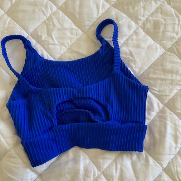 COPY - Top - Picture 3 of 3